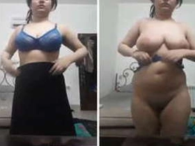 Indian chick and her beau earn money by
