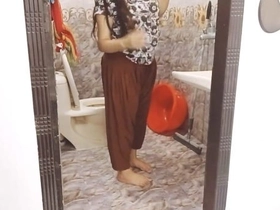 Stepdaughter gets caught by big