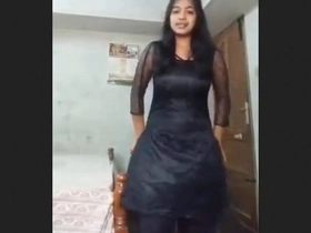 Super-cute gf disrobes down for beau in