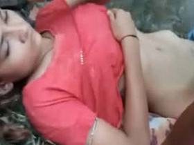Desi school damsel gets caught and