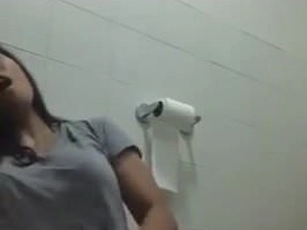 Filipina in the douche
