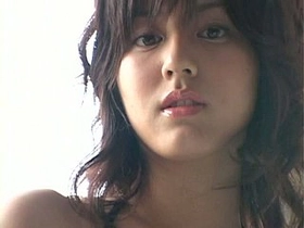 Chinese stunner Yumi SugiMoto flaunts