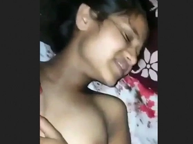 Indian girl's pretty cooter groans with