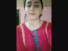 Indian Euro dame with gigantic bumpers