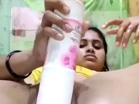Desi's solo session with a bottle of air