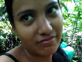 Desi duo indulges in steamy hump in the