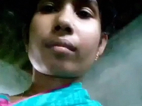 Bare selfie of a youthful doll from a