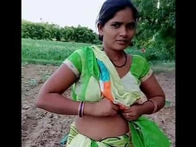 Sanjana Desai flaunts her navel in a