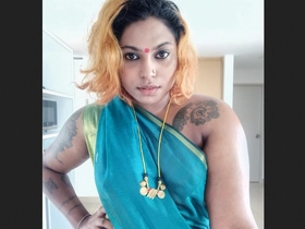 a Tamil NRI Bhabhi cooking and