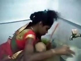 Practice the eroticism of a Tamil maid