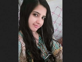 Paki couple's sizzling bathtub romance