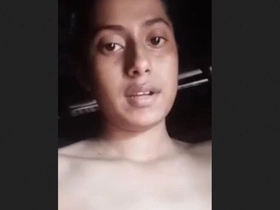 Bangladeshi beauty frigs herself in the