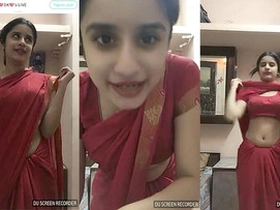 Nice stunner Saree flaunts her