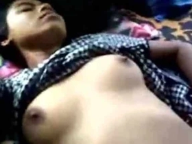 Observe a curvaceous Indian school chick