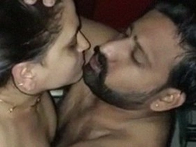 Couple's romantic hump in Indian hump