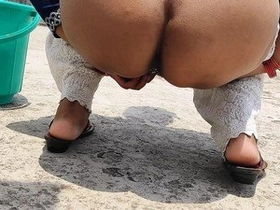 Indian gf pisses in douche compilation