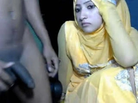 Pakistani couple's warm cam display