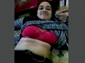 Fantastic bhabi shows off her uber-cute vagina in this movie
