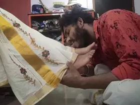 Aunty Vaishnavi's sole fetish romance in