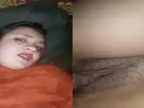 Magnificent bhabhi gets bare and