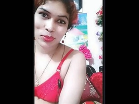 Indian sex industry star flaunts her