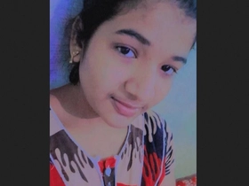 Indian woman with hefty orbs bares it